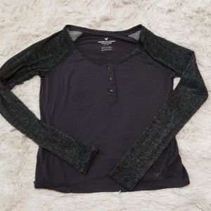 American Eagle top XS